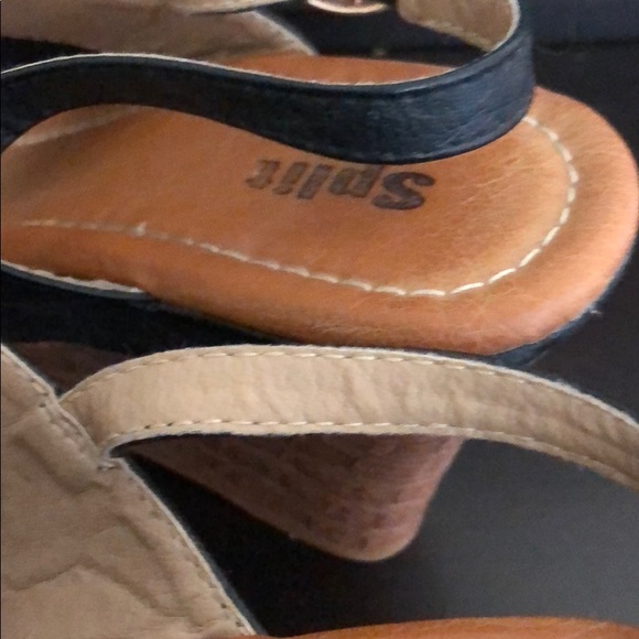 Sandals - Picture 2 of 2